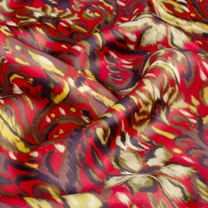 Satin Duchesse med print, Paisley, mørkerød, halv blank